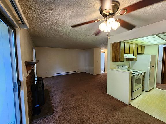 4th image of 12303 118th Avenue Ct E APT A