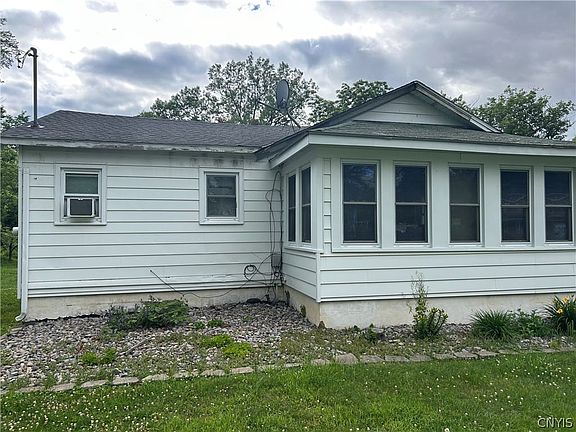 4th image of 4825 Cedarvale Rd