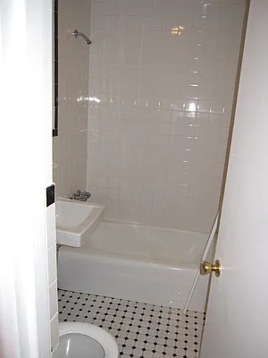 Rented by Sol Shamilzadeh, Lreb | media 1