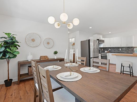 3rd image of 2301 Milburnie Rd