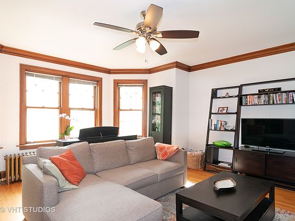 4th image of 1223 Elgin Ave #2N