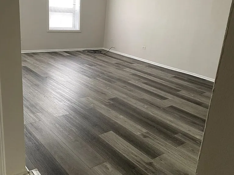 3004 S Archer Ave #2FW — Photo 3