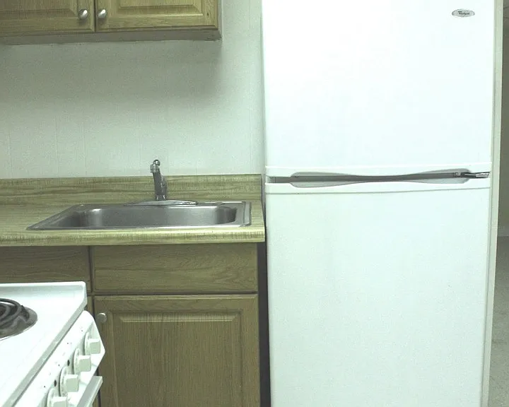 Avon Apartments — Photo 33
