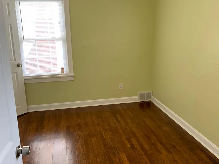 Bedroom 1/3
