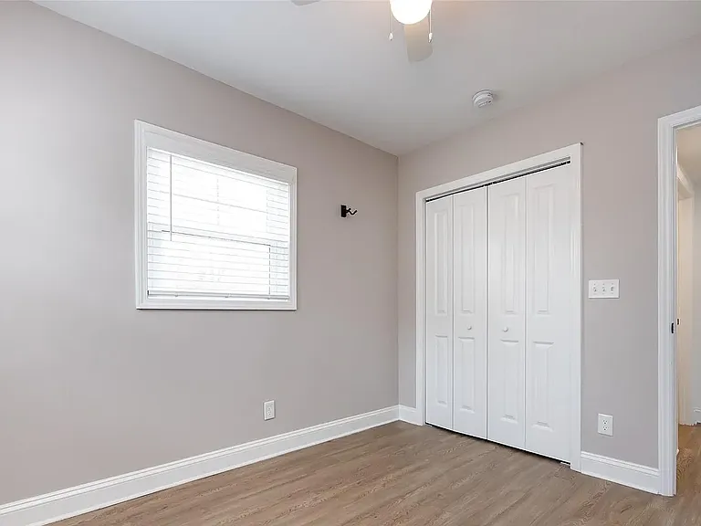 6725 Castlegate Dr — Photo 5
