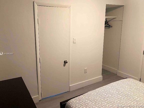 5th image of 115 NW 32nd St #2