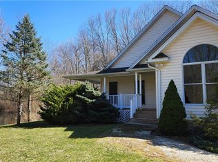 11466 Bloom Rd, Garrettsville, OH 44231