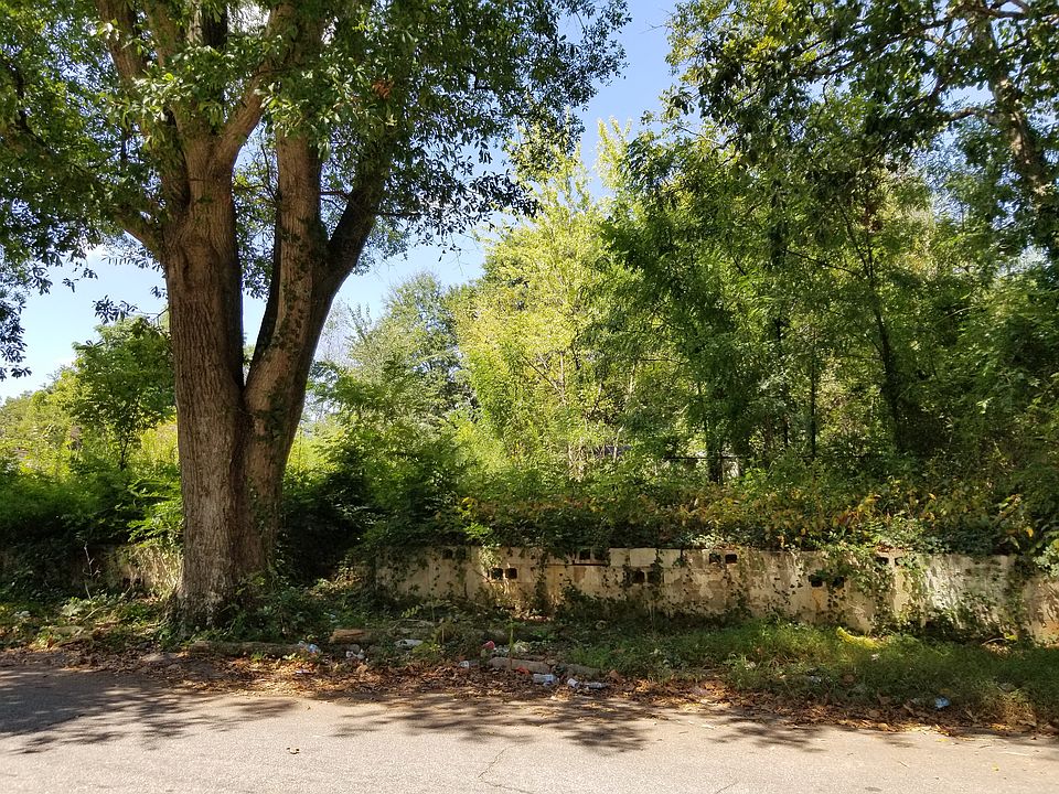 1st image of 190 Adair Ave SE
