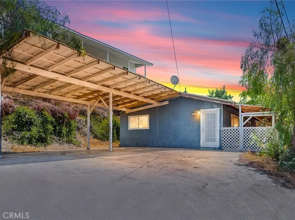 28740 Williams Dr, Canyon Lake, CA 92587