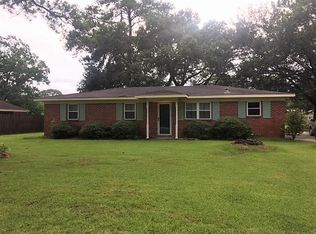 5709 Warrior Dr, Satsuma, AL 36572