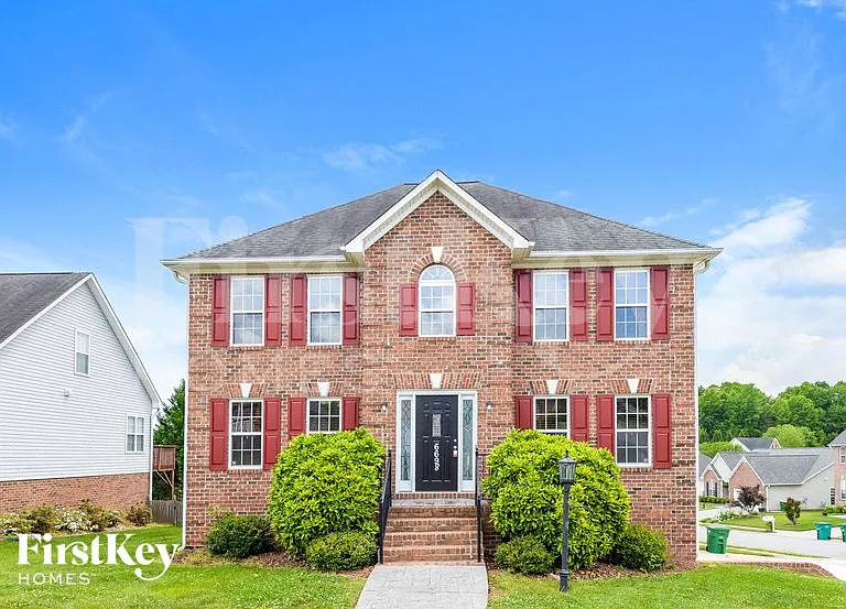 6698 Knob Hill Ct — Photo 1