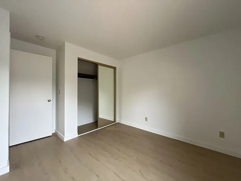 4634 SW Vermont St #4 — Photo 24