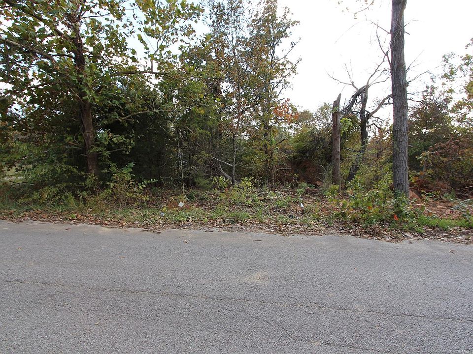 2nd image of 3032 Hickory Bluff Rd