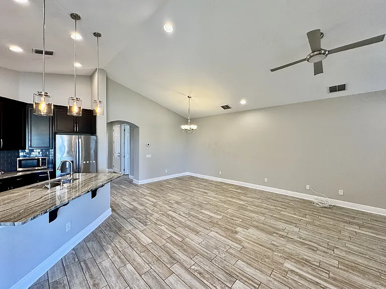 10738 Pleasant Knoll Dr — Photo 10