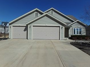 W156S7422 Martin Ct, Muskego, WI 53150