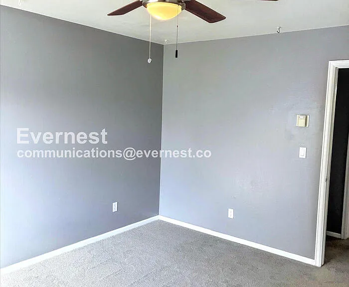2828 Silverplume Dr #S5 — Photo 30