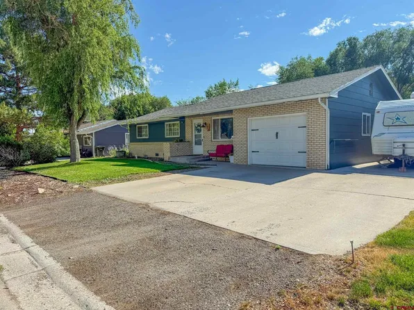126 Lark Lane, Montrose, CO 81403
