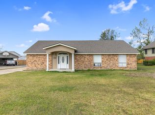 2105 Olene Dr, Sulphur, LA 70663