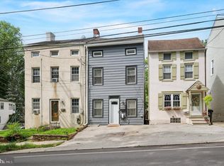 135 Barren Hill Rd, Conshohocken, PA 19428