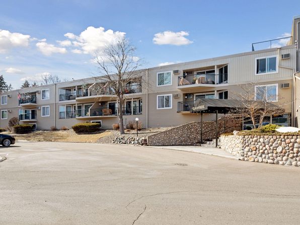 6213 Saint Croix Trl N APT 102, Stillwater, MN 55082