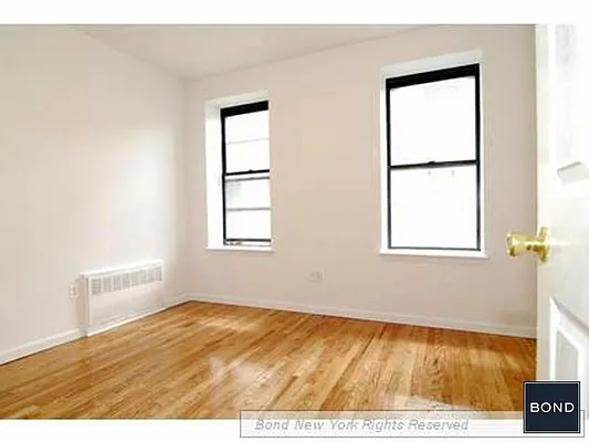 Rented by Bond New York | media 2