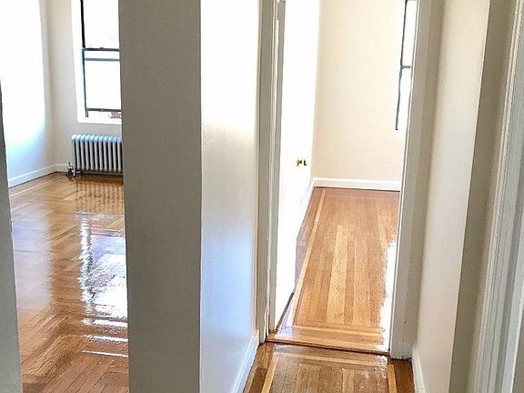 4th image of 500 Fort Washington Ave APT B43