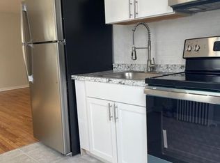 140 Morgan Ave APT 7, Bridgeport, CT 06606