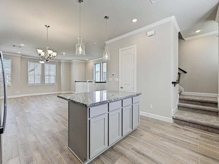 1918 Kirby Landing Dr — Photo 13
