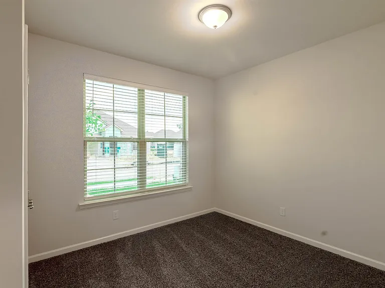 4644 Grenache Dr — Photo 5