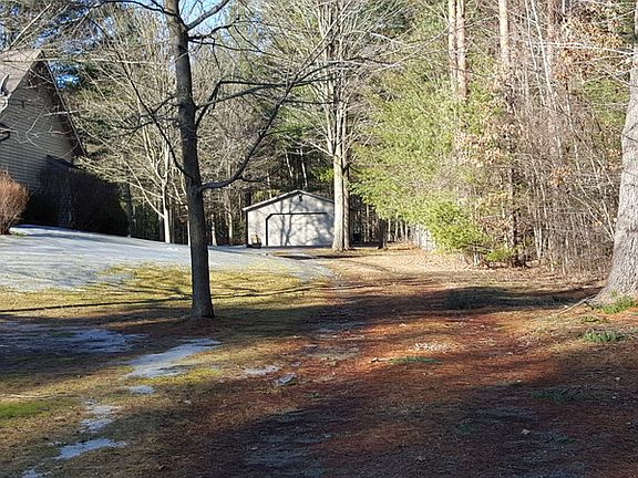 2nd image of 1943 N Pinesboro Dr