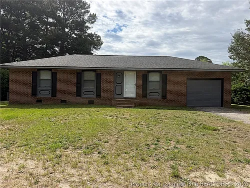 3204 E Brinkley Dr Photo 1