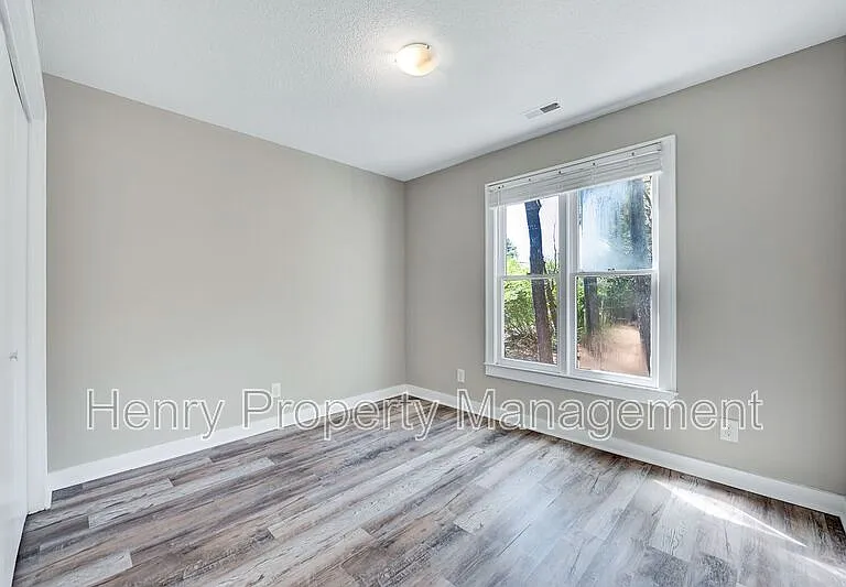 150 Carmichael Ct — Photo 14