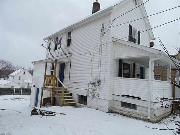 2nd image of 1126 Washington Ave