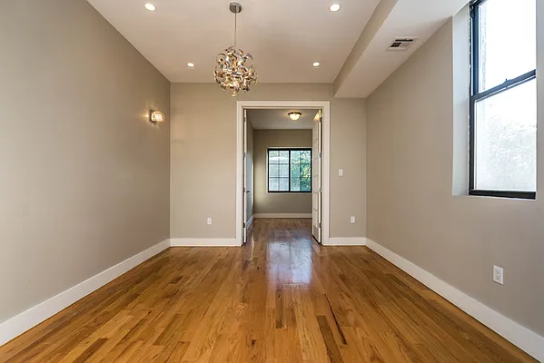 Rented by Nooklyn NYC LLC | media 29