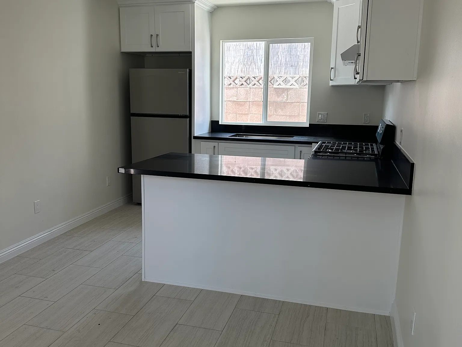 1 bed, $2,300 — Photo 3