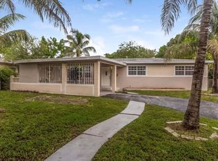 105 NE 132nd St, North Miami, FL 33161