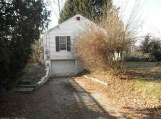 24 Elgin Ave, Bethel, CT 06801