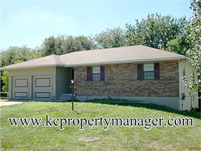 1st image of 11828 Crystal Dr