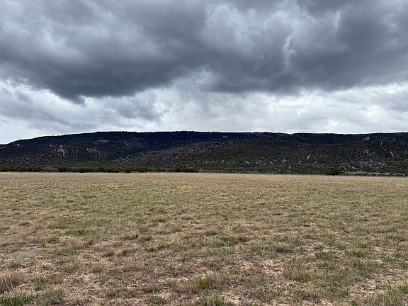 3rd image of 3 E Hollow Rd