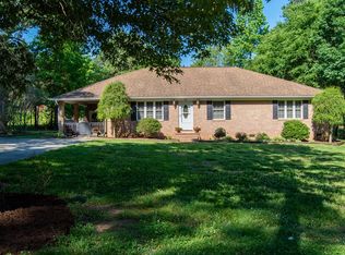 201 Forest Ln, South Hill, VA 23970