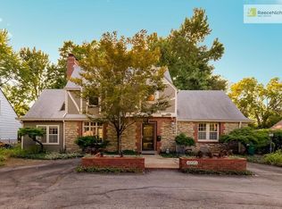 6220 Mission Rd, Fairway, KS 66205