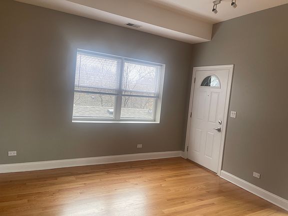 5th image of 2359 N Lister Ave #3