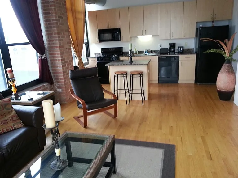 2024 S Wabash Ave #707 — Photo 3