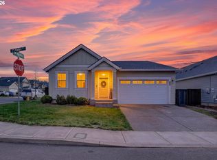 1426 NW Bagby St, Estacada, OR 97023