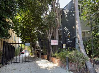 8616 Holloway Dr APT 19, West Hollywood, CA 90069