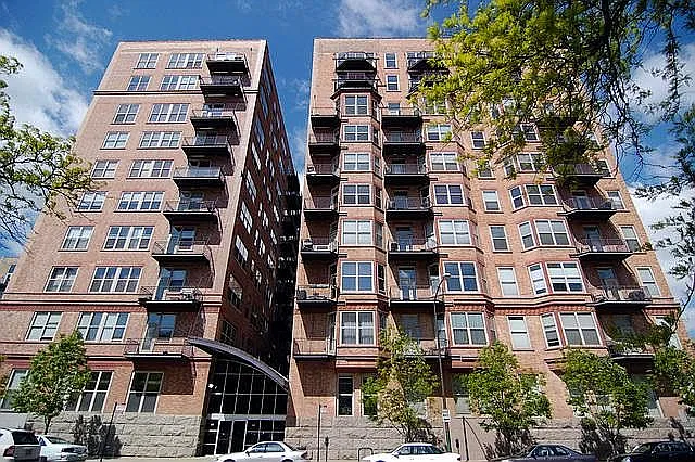 1 bed, 900 sqft, $2,588 — Photo 4