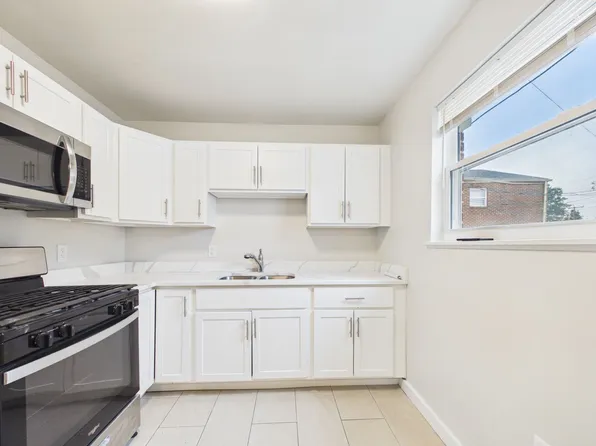 2000 Lamb Ave APT A, Richmond, VA 23222