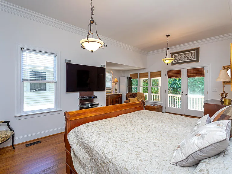 1308 Filmore St — Photo 25