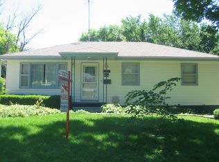 107 Center St, Glenwood, IA 51534