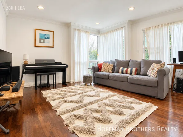 8407 Clinton Ave #1, Los Angeles, CA 90048